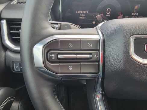Used 2026 GMC Terrain Elevation w/ Elevation Premium Package FWD image 23
