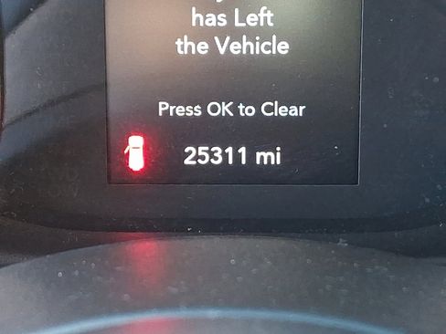 Used 2023 Jeep Wrangler Sport image 21