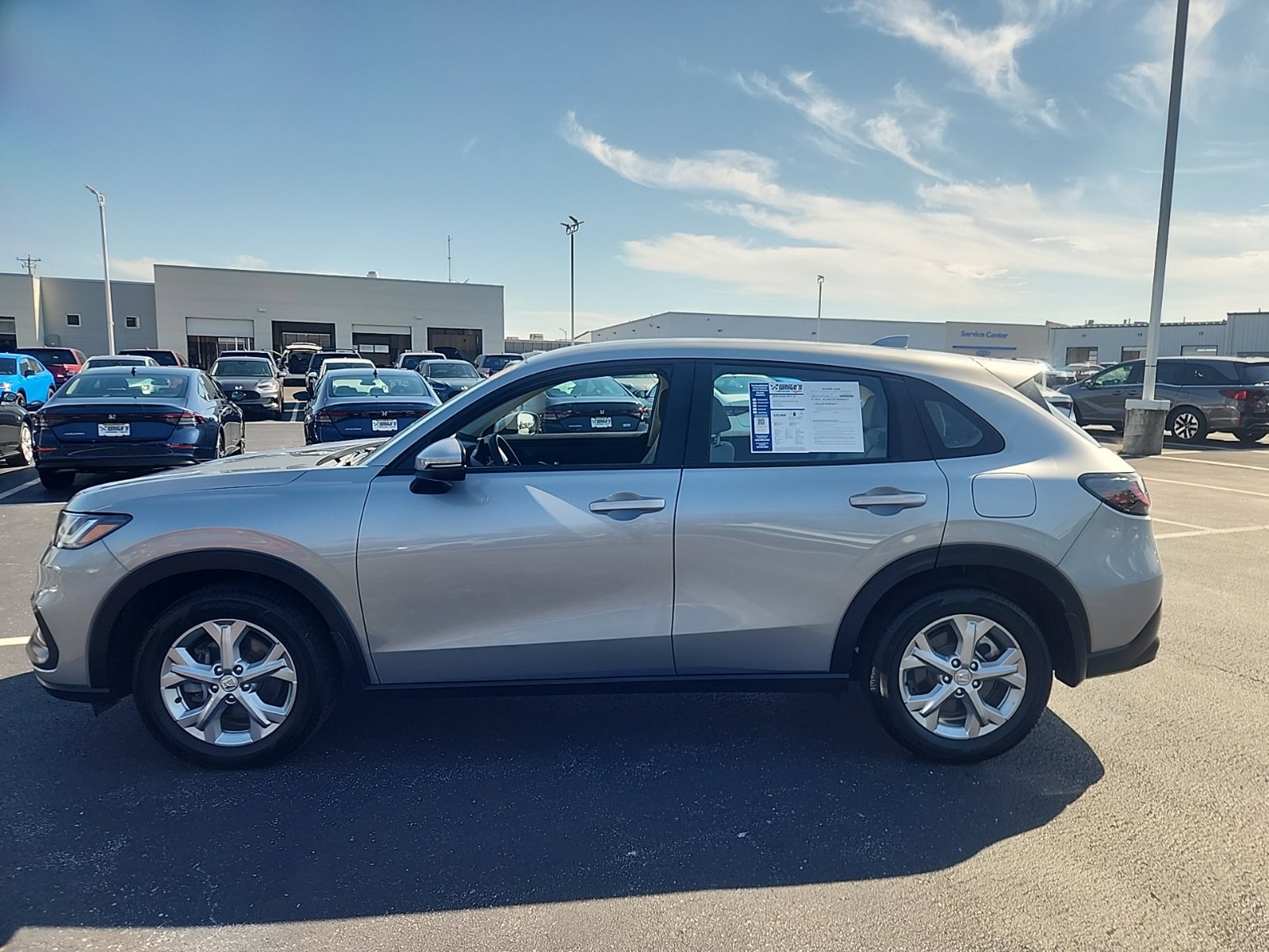 Used 2025 Honda HR-V LX image 4