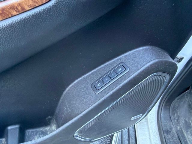 Used 2016 Chevrolet Suburban LTZ AWD/4WD image 20