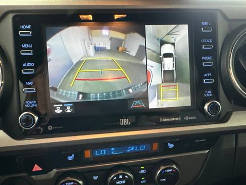 Used 2020 Toyota Tacoma Limited AWD/4WD image 47
