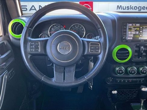 Used 2015 Jeep Wrangler Unlimited Sahara w/ Max Tow Package image 8