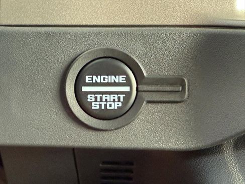 New 2025 Ford Bronco Outer Banks image 10