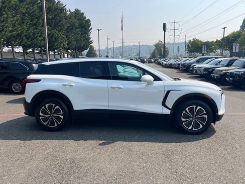 Used 2024 Chevrolet Blazer EV LT AWD/4WD image 6