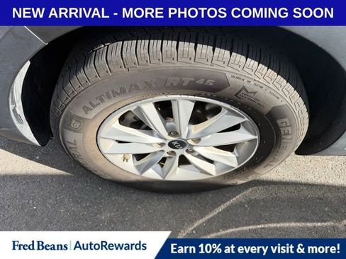 Used 2020 Kia Sorento LX w/ LX I4 Convenience Package FWD image 4