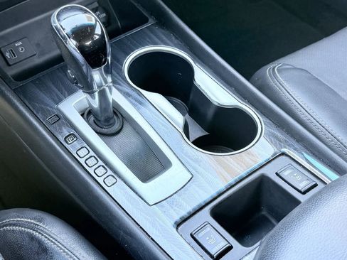 Used 2017 Nissan Altima 2.5 SL w/ Moonroof Package image 27