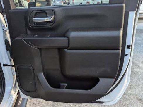 Used 2023 Chevrolet Silverado 2500 Custom w/ Custom Convenience Package image 21