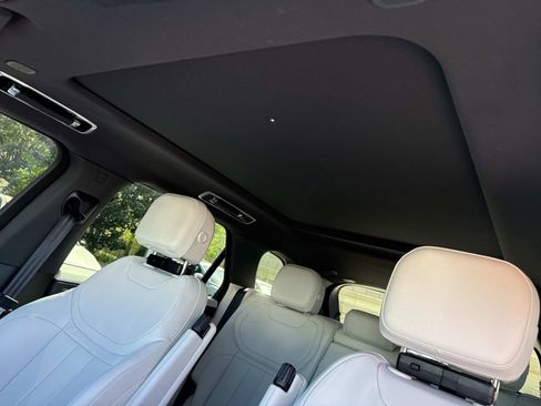 Used 2025 Land Rover Range Rover Sport S image 22
