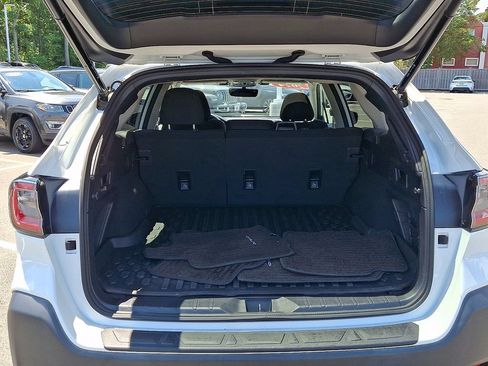 Used 2024 Subaru Outback Premium AWD/4WD image 29