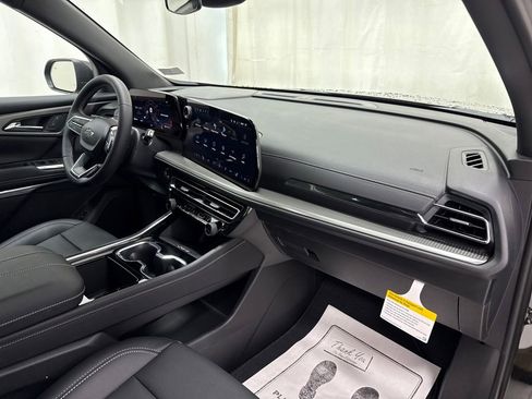 New 2026 Chevrolet Traverse LT w/ Midnight/Sport Edition image 10