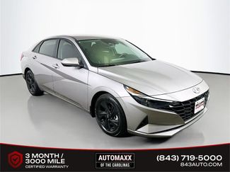 Used 2023 Hyundai Elantra SEL video 1