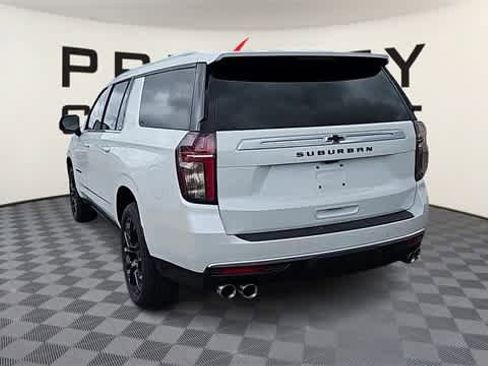 Certified 2024 Chevrolet Suburban High Country w/ Advanced Technology Package image 7