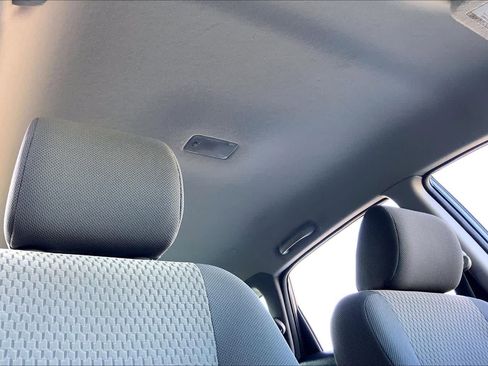 Used 2007 Toyota Matrix image 14