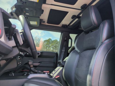 Used 2024 Ford Bronco Raptor image 15