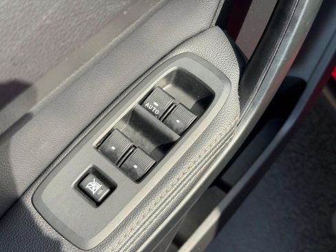 Used 2021 Ford Ranger Lariat w/ Tremor Off-Road Package image 16