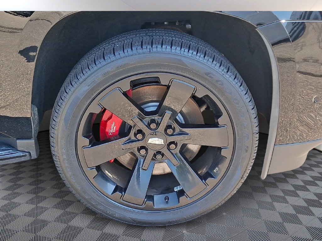 Used 2020 Cadillac Escalade Luxury AWD/4WD image 8