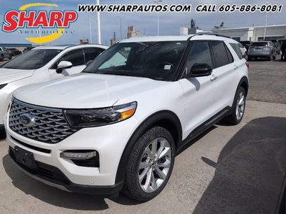 Used 2022 Ford Explorer Platinum w/ Technology Package