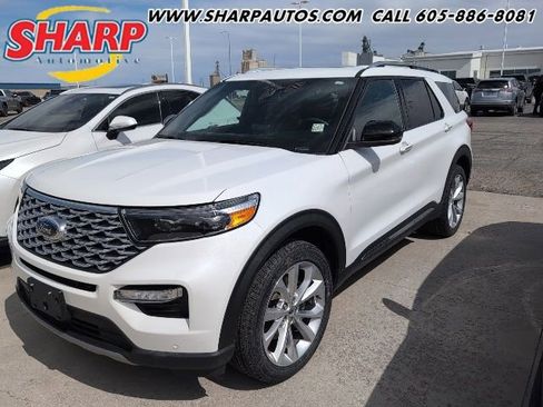 Used 2022 Ford Explorer Platinum w/ Technology Package image 1