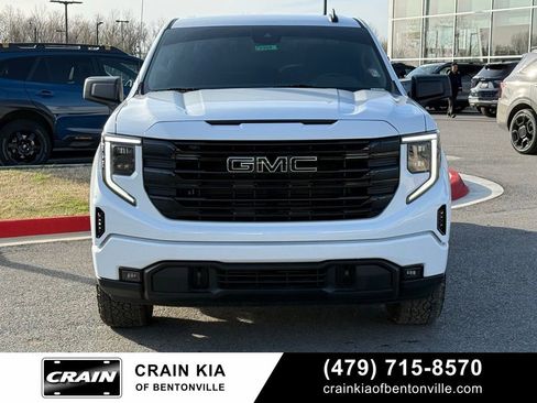Used 2026 GMC Sierra 1500 Elevation w/ Elevation Select Package AWD/4WD image 2
