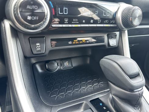 Certified 2024 Toyota RAV4 XLE image 31