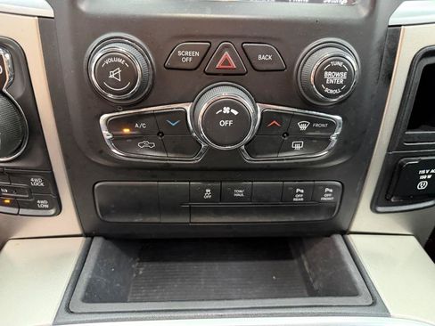 Used 2018 RAM 1500 Big Horn AWD/4WD image 35