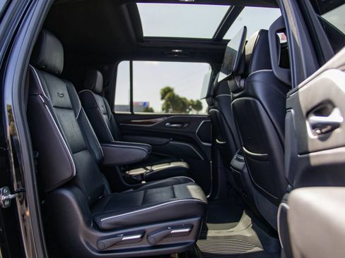 Used 2021 Cadillac Escalade ESV Premium Luxury w/ Driver Assist Tech Package AWD/4WD image 36