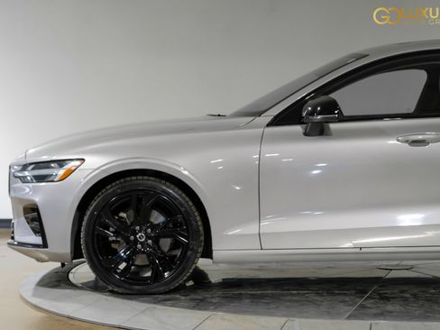 Used 2024 Volvo S60 B5 Core AWD/4WD image 14