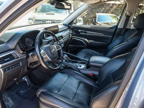 Used 2021 Kia Telluride SX w/ Nightfall Edition Package AWD/4WD image 16