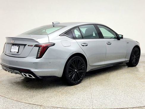 Used 2025 Cadillac CT5 V w/ LPO, ONYX Package image 5