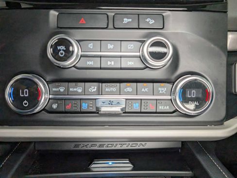 Certified 2023 Ford Expedition XLT AWD/4WD image 35