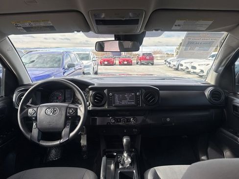 Used 2019 Toyota Tacoma SR image 20