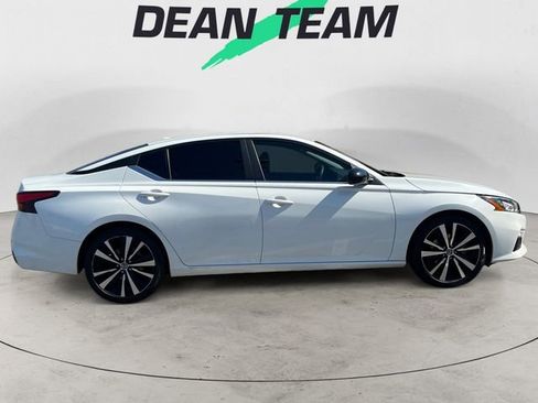 Used 2019 Nissan Altima 2.5 SR image 9