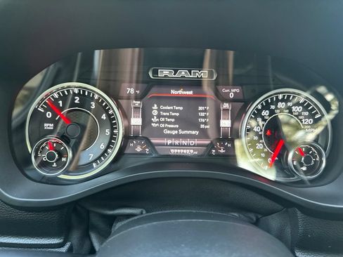 Used 2020 RAM 1500 Lone Star RWD image 16