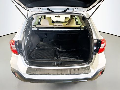 Used 2019 Subaru Outback 2.5i Limited image 35