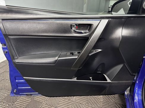 Used 2018 Toyota Corolla SE w/ Body Protection Package image 37