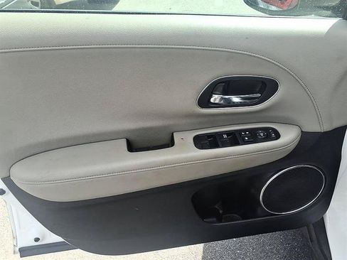 Used 2016 Honda HR-V EX-L image 14