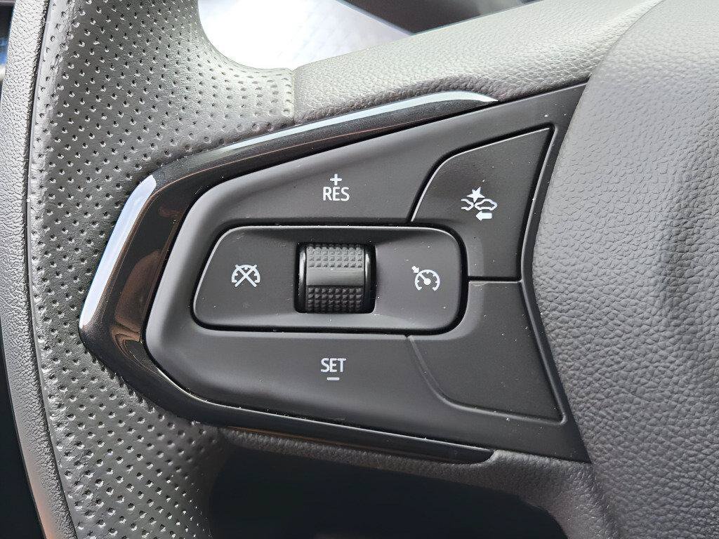 New 2026 Chevrolet Trax LS FWD image 33