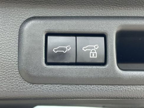 Used 2024 Toyota Sequoia Capstone AWD/4WD image 32