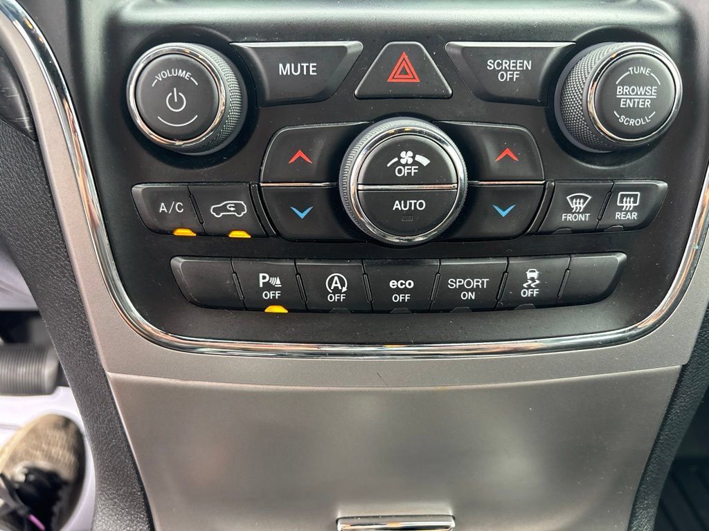 Used 2018 Jeep Grand Cherokee Altitude AWD/4WD image 19
