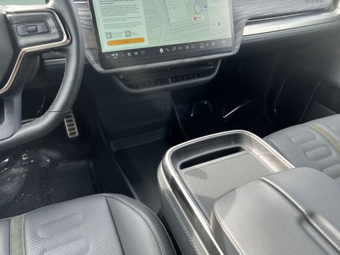 Used 2022 Rivian R1T Adventure AWD/4WD image 23