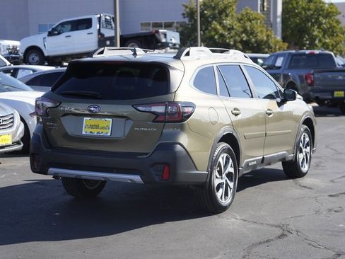 Used 2021 Subaru Outback Limited image 6