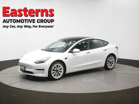 Used 2023 Tesla Model 3 Standard Range RWD image 49