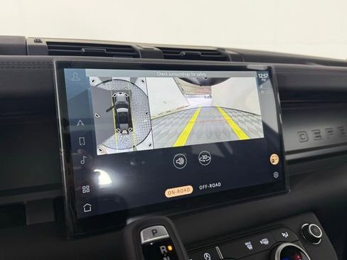 New 2025 Land Rover Defender 110 X image 33