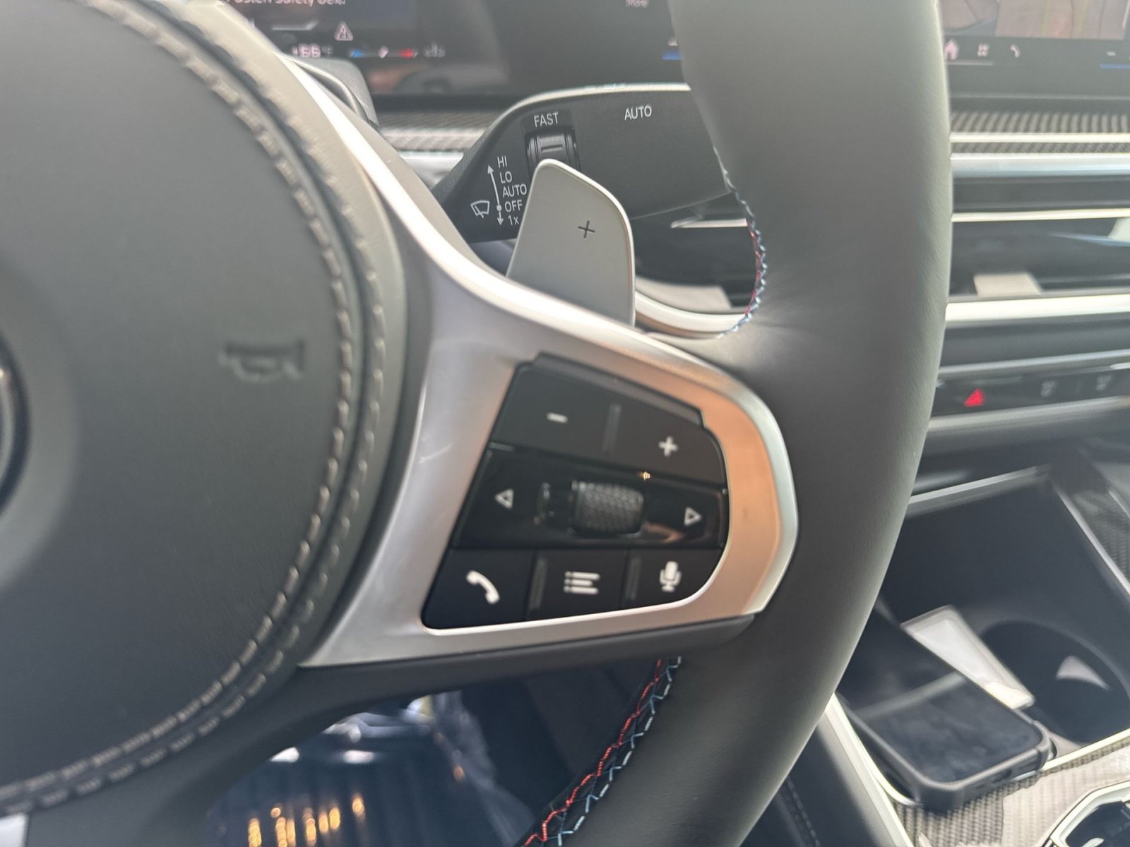 New 2027 BMW X6 M60i AWD/4WD image 17