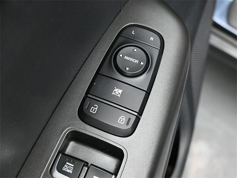 Used 2019 Kia Sportage LX image 11