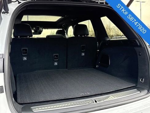 New 2025 Jeep Grand Cherokee Summit image 3