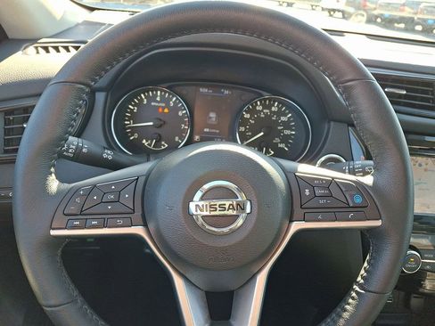 Used 2020 Nissan Rogue SL w/ Premium Package image 21