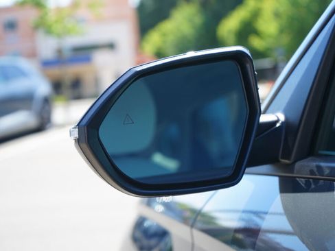 Certified 2024 Hyundai Kona SEL FWD image 10