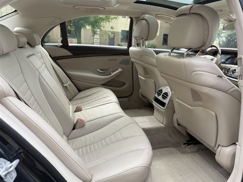 Used 2015 Mercedes-Benz S 550 4MATIC Sedan w/ Premium 1 Package image 12