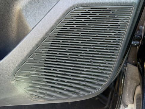 Used 2025 GMC Terrain Elevation image 23